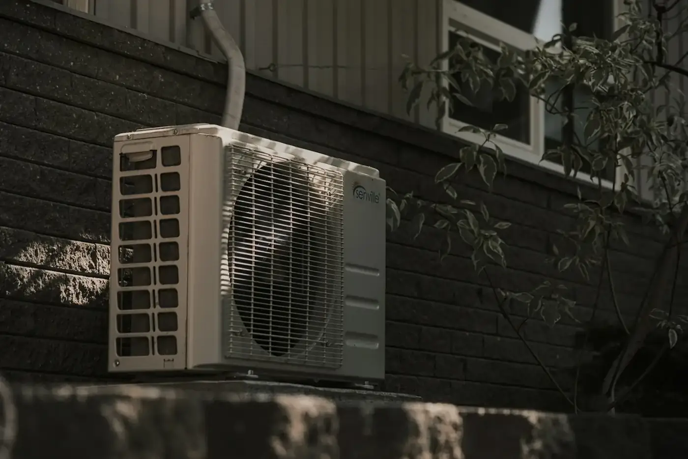 Chemical Wash vs Chemical Overhaul: Which One Does Your Aircon Actually Need?