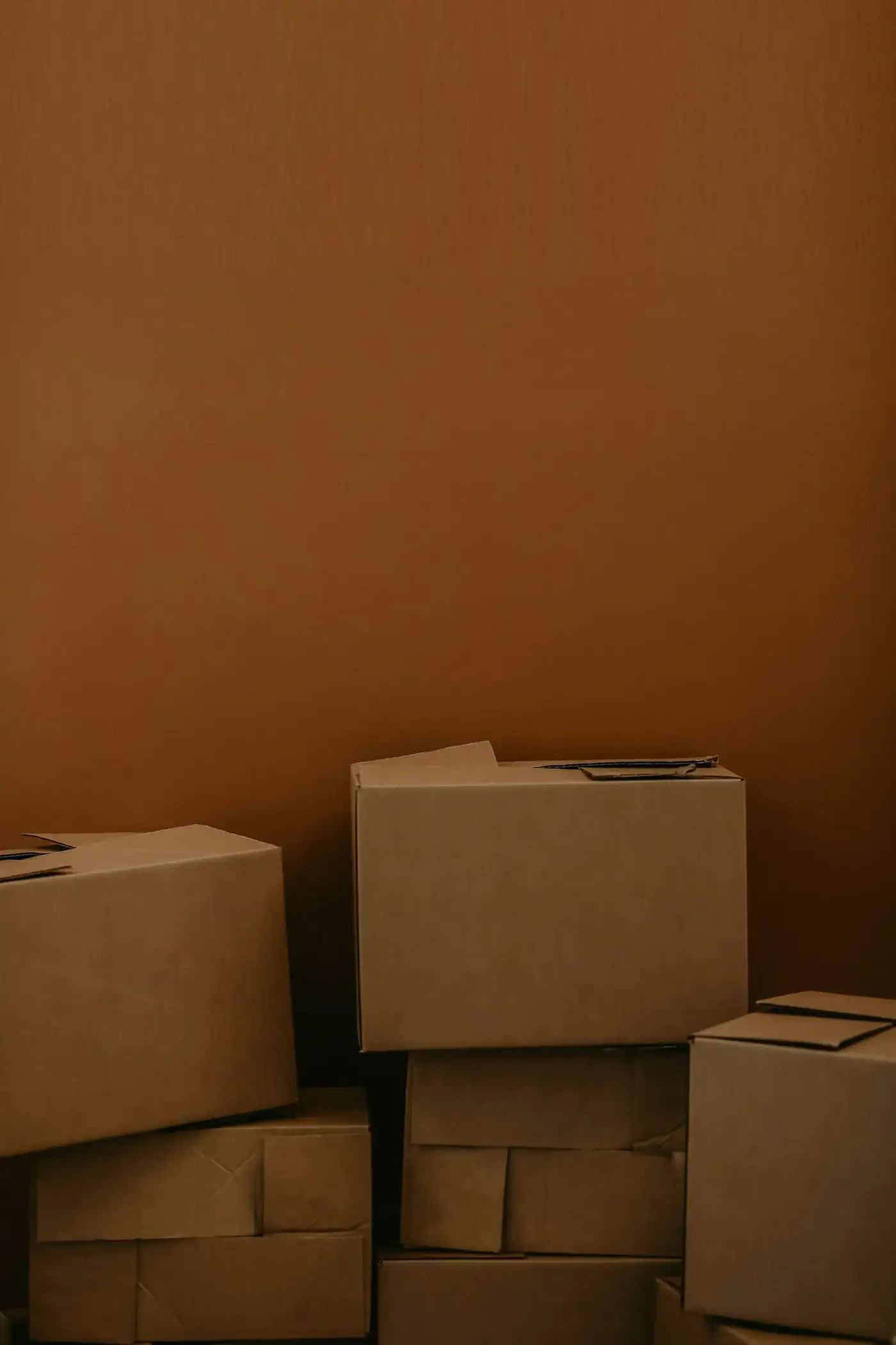 Moving House in Singapore: The Complete Checklist and How to Choose a Mover